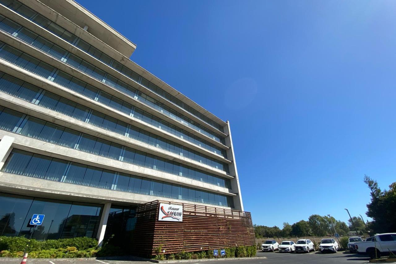 Wyndham Concepcion Pettra Hotel Exterior photo The headquarters of the National University of Quilmes, in Bernal, Buenos Aires Province.