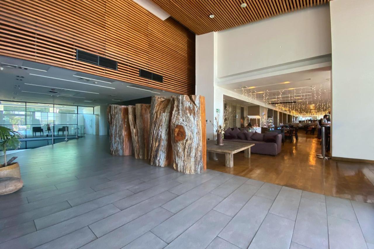 Wyndham Concepcion Pettra Hotel Exterior photo Interior of the lobby